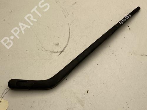 Used Rear windshield wiper arm TOYOTA YARIS (_P9_) 1.4 D-4D (NLP90_, NLP90R) (90 hp) 27370897