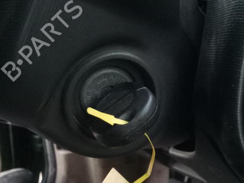 Used Ignition barrel NISSAN X-TRAIL I (T30) 2.2 Di 4x4 (114 hp) 27145337