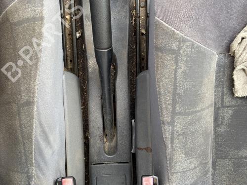 Used Seat buckle RENAULT MEGANE I (BA0/1_) 1.9 dTi (BA08, BA0N) (98 hp) 31625485