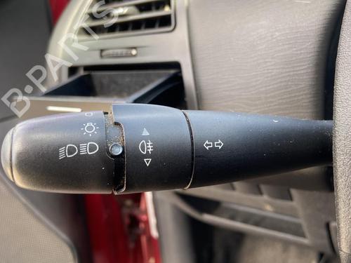 Used Steering column stalk Steering column stalk CITROËN C4 I (LC_) 1.6 HDi (109 hp) 27111647 27111647