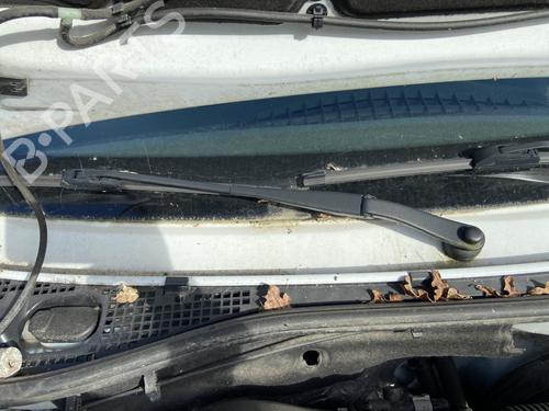Front windshield wiper arm DACIA DUSTER (HS_) 1.5 dCi 288867565R