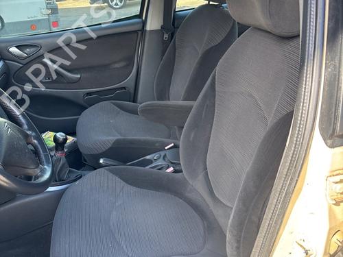 Used Front right seatbelt Front right seatbelt 37539062 37539062