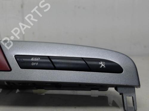 Used Warning switch PEUGEOT 308 SW I (4E_, 4H_) 1.6 HDi (92 hp) 27118399