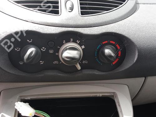 Used Climate control RENAULT TWINGO II (CN0_) 1.2 (CN0D) (58 hp) 27136580