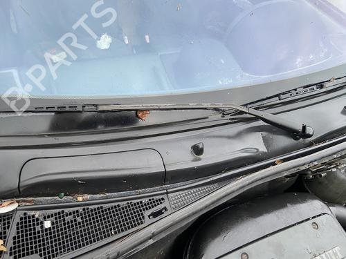 Used Front windshield wiper arm RENAULT KANGOO (KC0/1_) D 65 1.9 (KC0E, KC02, KC0J, KC0N) (64 hp) 31969365