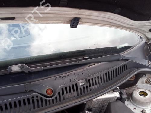Used Front windshield wiper arm VW POLO (9N_, 9A_) 1.9 TDI (101 hp) 27139341