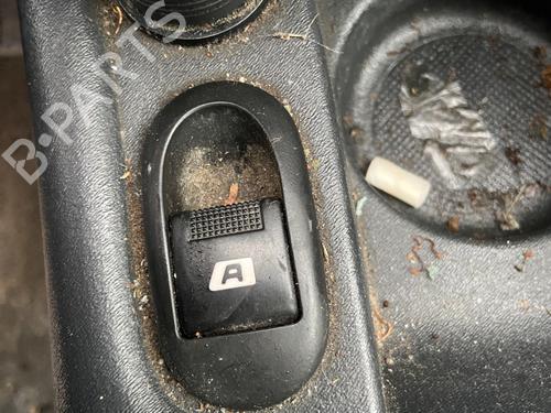 Used Left front window switch CITROËN C3 I (FC_, FN_) 1.4 HDi (68 hp) 32207584