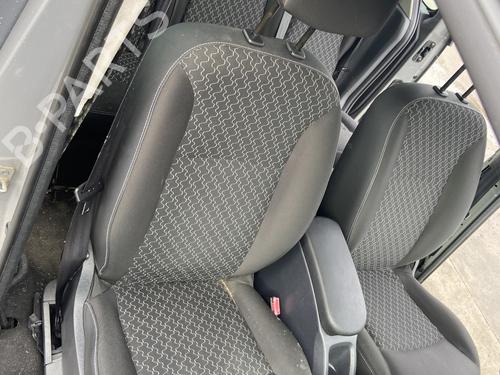 Used Right front seat RENAULT KANGOO Express (FW0/1_) 1.5 dCi 90 (FW0G, FW05, FW08, FW11) (90 hp) 31998816