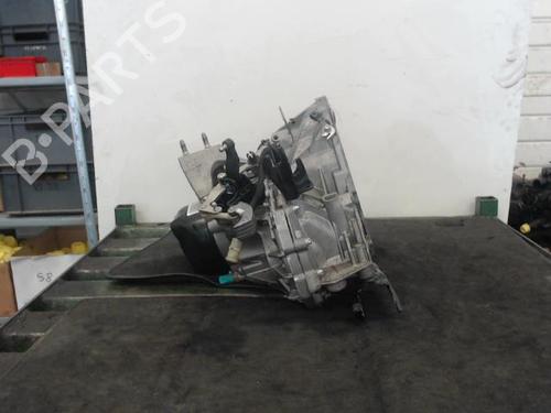 Used Gearbox Gearbox DACIA SANDERO II 1.0 SCe 75 (B8JC, B8JD, B8NC) (73 hp) 27126236 27126236
