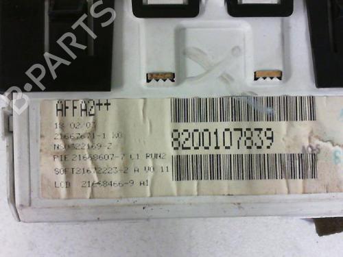 Used Display monitor RENAULT MEGANE II (BM0/1_, CM0/1_) 1.4 16V (BM0B, CM0B) (98 hp) 32237685