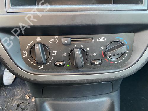 Used Climate control Climate control CITROËN C3 I (FC_, FN_) 1.4 i (73 hp) 32483370 32483370