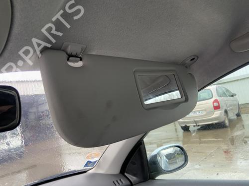 Used Right sun visor PEUGEOT 206 Hatchback (2A/C) 1.4 i (75 hp) 31334077