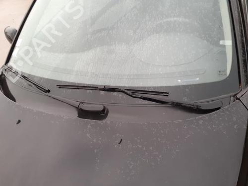 Used Front windshield wiper arm VOLVO S60 I (384) 2.4 (140 hp) 27119198