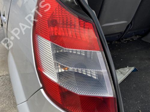 Used Left taillight RENAULT SCÉNIC II (JM0/1_) 1.9 dCi (JM0G, JM12, JM1G, JM2C) (120 hp) 27568275