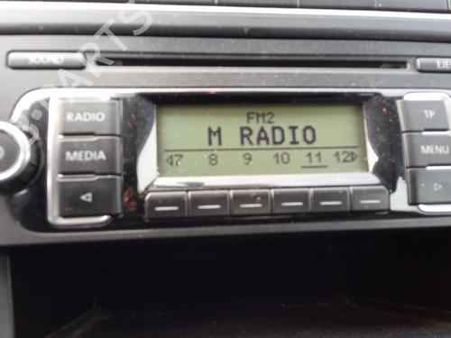 Used Radio VW POLO V (6R1, 6C1) 1.6 TDI (90 hp) 27101128