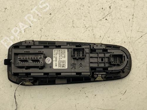 Used Left front window switch Left front window switch PEUGEOT 308 II (LB_, LP_, LW_, LH_, L3_) 1.6 HDi / BlueHDi 115 (115 hp) 40119720 40119720