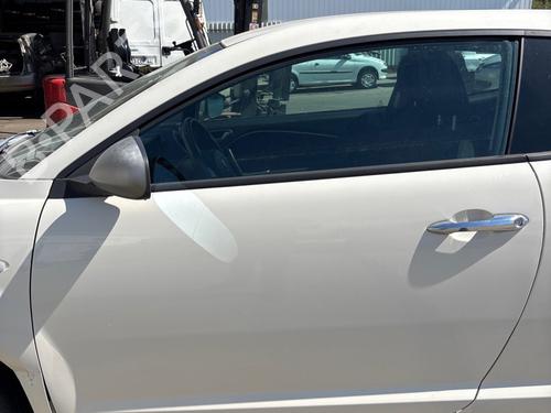 left-front-door-alfa-romeo-mito-955_-2008-2009-2010-2011-2012-2013-2014-2015-2016-2017-2018-37244877 main image