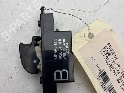 Used Left rear window switch Left rear window switch PEUGEOT 4008 1.8 HDi AWC (150 hp) 36684501 36684501