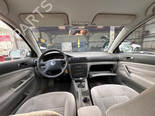 Used Radio Radio VW PASSAT B5.5 (3B3) 1.9 TDI (101 hp) 39713799 39713799
