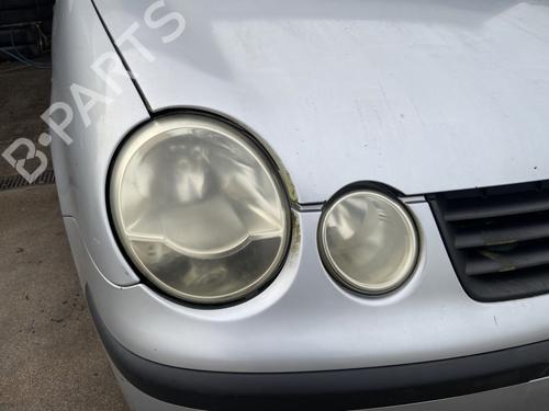 Używane Lampa przednia prawa VW POLO IV (9N_, 9A_) 1.2 12V (64 hp) 30682801
