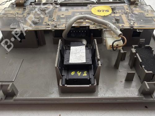 interior-roof-light-audi-a2-8z0-2000-2001-2002-2003-2004-2005-27127675 main image