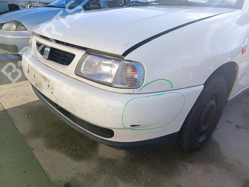 Used Left front indicator SEAT IBIZA II (6K1) 1.0 i (50 hp) 27123388