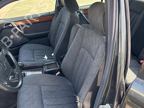 Used Right front seat Right front seat 36897421 36897421