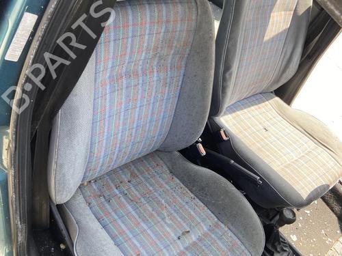 Right front seat VW GOLF II (19E, 1G1) 1.6 TD BP27113901C16