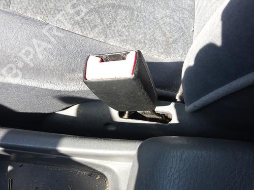 Used Seat buckle TOYOTA AVENSIS (_T22_) 2.0 TD (CT220_, CT220R) (90 hp) 27110196
