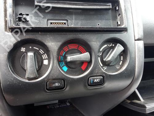 Used Climate control NISSAN PRIMERA Hatchback (P11) 2.0 TD (90 hp) 27138371