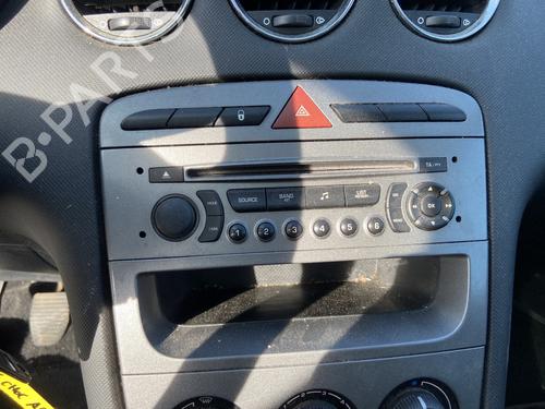 Used Radio PEUGEOT 308 SW I (4E_, 4H_) 1.6 HDi (109 hp) 29509255