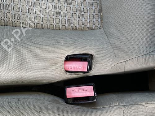 Boucle de ceinture de sécurité RENAULT SCÉNIC II (JM0/1_) 1.6 16V (JM1R) (112 hp) 28730980