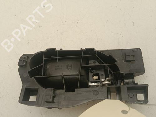 Used Front left interior door handle Front left interior door handle PEUGEOT PARTNER Tepee 1.2 THP (110 hp) 29847654 29847654