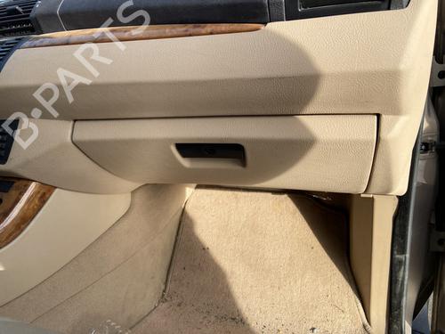 Handskerum BMW X5 (E53) 3.0 d (218 hp) 32312294