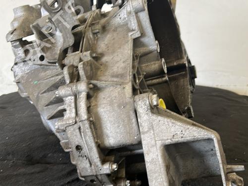 Gearbox OPEL ZAFIRA TOURER C (P12) 2.0 CDTi (75) | BP27111440M3 - Image 4