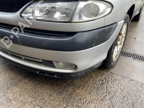 Front bumper RENAULT ESPACE III (JE0_) 2.2 dCi (JE0K) | BP29924753C7