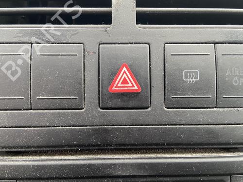 warning-switch-vw-polo-iv-9n_-9a_-2001-2002-2003-2004-2005-2006-2007-2008-2009-2010-2011-2012-2013-2014-32429174 main image