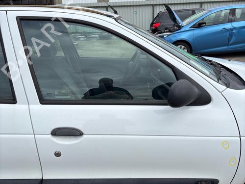 Used Front right door window Front right door window 39035910 39035910