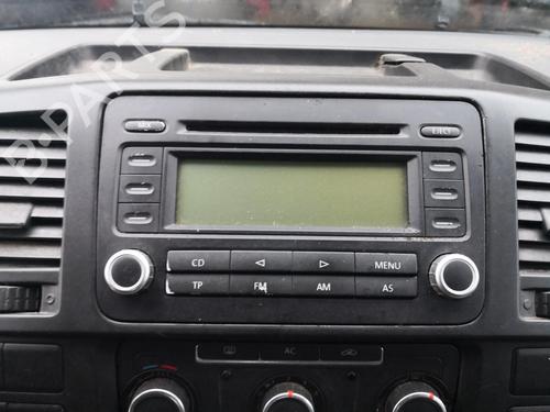 Used Radio VW TRANSPORTER T5 Van (7HA, 7HH, 7EA, 7EH) 2.0 TDI (140 hp) 27146360