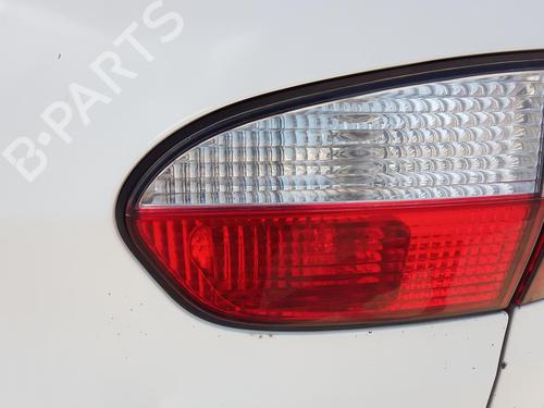 Højre baglygte bagklap HYUNDAI H-1 / STAREX Bus (A1) 2.5 TCi (101 hp) 27139608