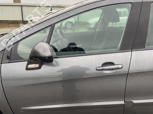 Used Left front door PEUGEOT 308 SW I (4E_, 4H_) 1.6 HDi (109 hp) 32344702