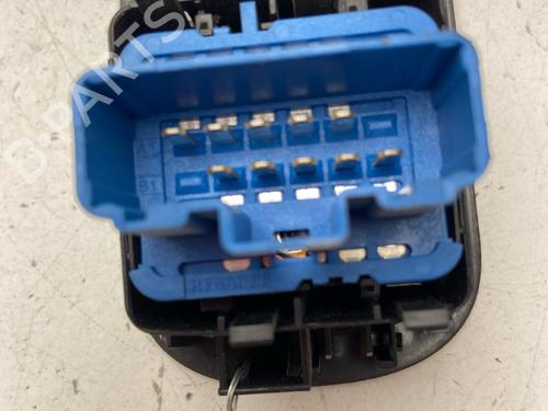 Left front window switch RENAULT MASTER III Van (FV) 2.3 dCi 125 FWD (FV0C, FV0D, FV0G, FV0H, FV0J, FV0K,... | BP39663326I27 - Image 2