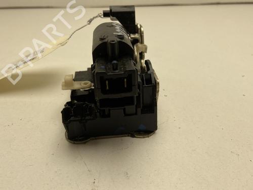 front-right-lock-dacia-lodgy-js_-2012-27111529 main image