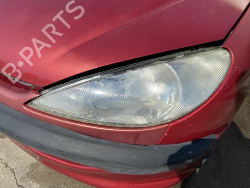 Used Left headlight PEUGEOT 206 Hatchback (2A/C) 1.4 i (75 hp) 27114374