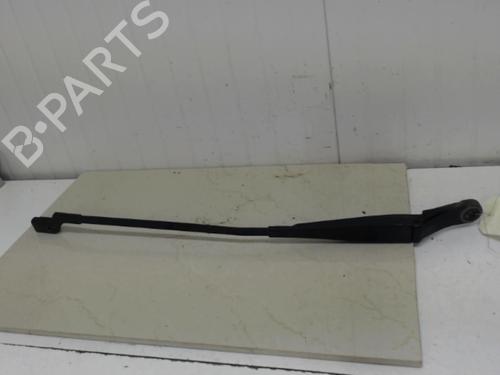 Used Front windshield wiper arm Front windshield wiper arm 27118344 27118344