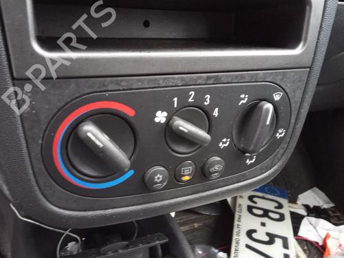 Used Climate control OPEL CORSA C (X01) 1.3 CDTI (F08, F68) (70 hp) 27147936