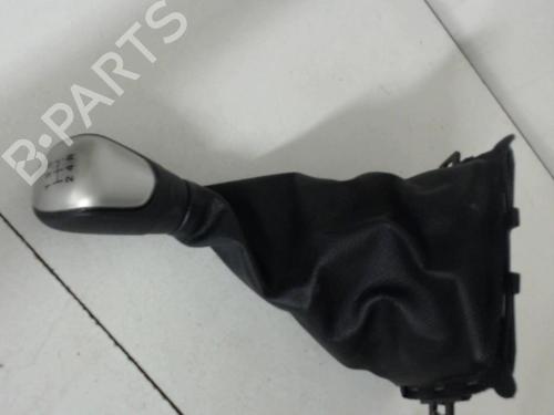 Used Gear lever FORD FIESTA VI (CB1, CCN) 1.4 TDCi (70 hp) 27116396