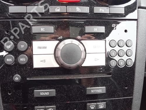 Used Radio OPEL CORSA D (S07) 1.4 (L08, L68) (90 hp) 27143648