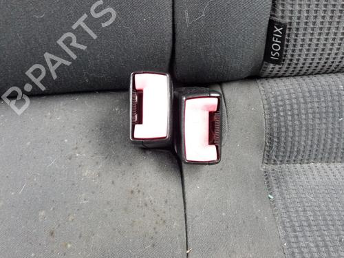 Used Seat buckle VW POLO (9N_, 9A_) 1.4 TDI (70 hp) 27138751