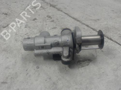 Used Brake master cylinder Brake master cylinder AUDI A3 Sportback (8VA, 8VF) 2.0 TDI (150 hp) 27135637 27135637